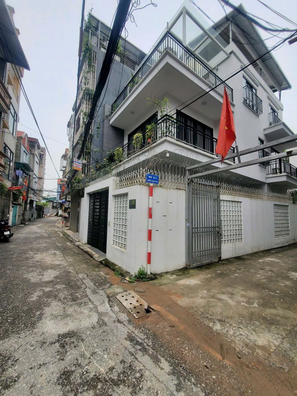 Bán nhà Thạch Bàn,Long Biên 3 tầng,104,mt5.9m oto tránh nhỉnh 17 tỷ - Ảnh chính